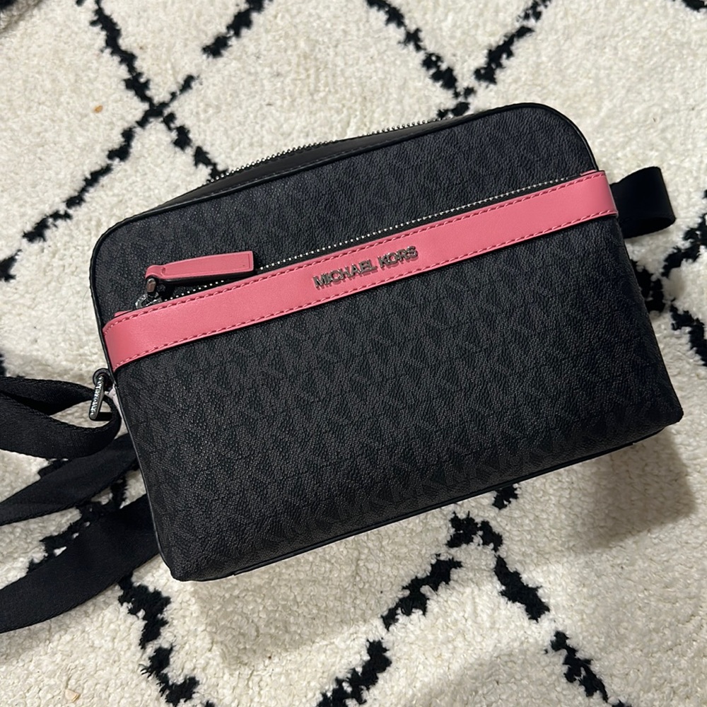 Michael Kors Crossbody